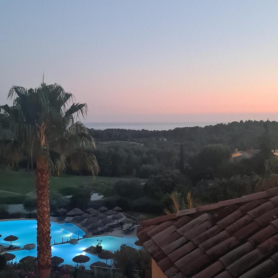 Hameau Des Amandiers - Vue Mer, Golf Et Vignes Apartman Saint-Cyr-sur-Mer Kültér fotó
