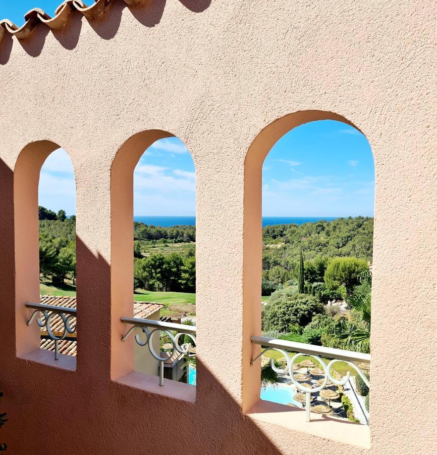 Hameau Des Amandiers - Vue Mer, Golf Et Vignes Apartman Saint-Cyr-sur-Mer Kültér fotó