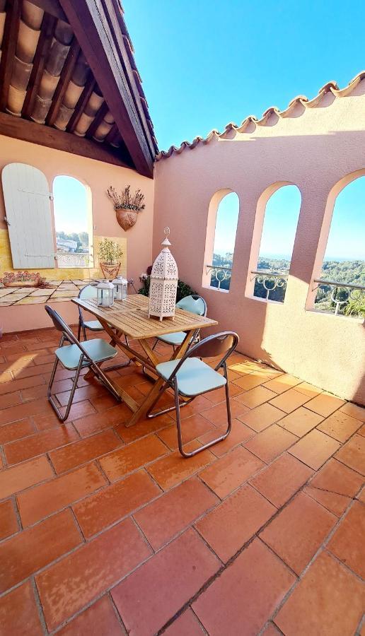 Hameau Des Amandiers - Vue Mer, Golf Et Vignes Apartman Saint-Cyr-sur-Mer Kültér fotó
